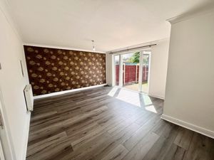Lounge- click for photo gallery